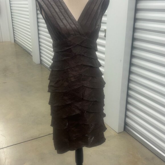 Adrianna Papell Brown Metallic Tiered Sheath Dress – Size 6 - Picture 2 of 6